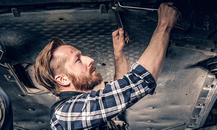  Kfz-Mechatroniker oder Kfz-Mechaniker (m/w/d)